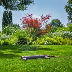 GardenaAquazoom Sprinkler 15 GardenaAquazoom Sprinkler -Garden Haven Shop GSZOOM25026