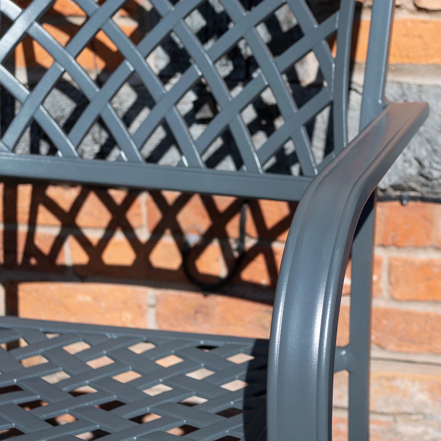 Rowlinson Vienna Aluminium Bench 5 Rowlinson Vienna Aluminium Bench - Image 5