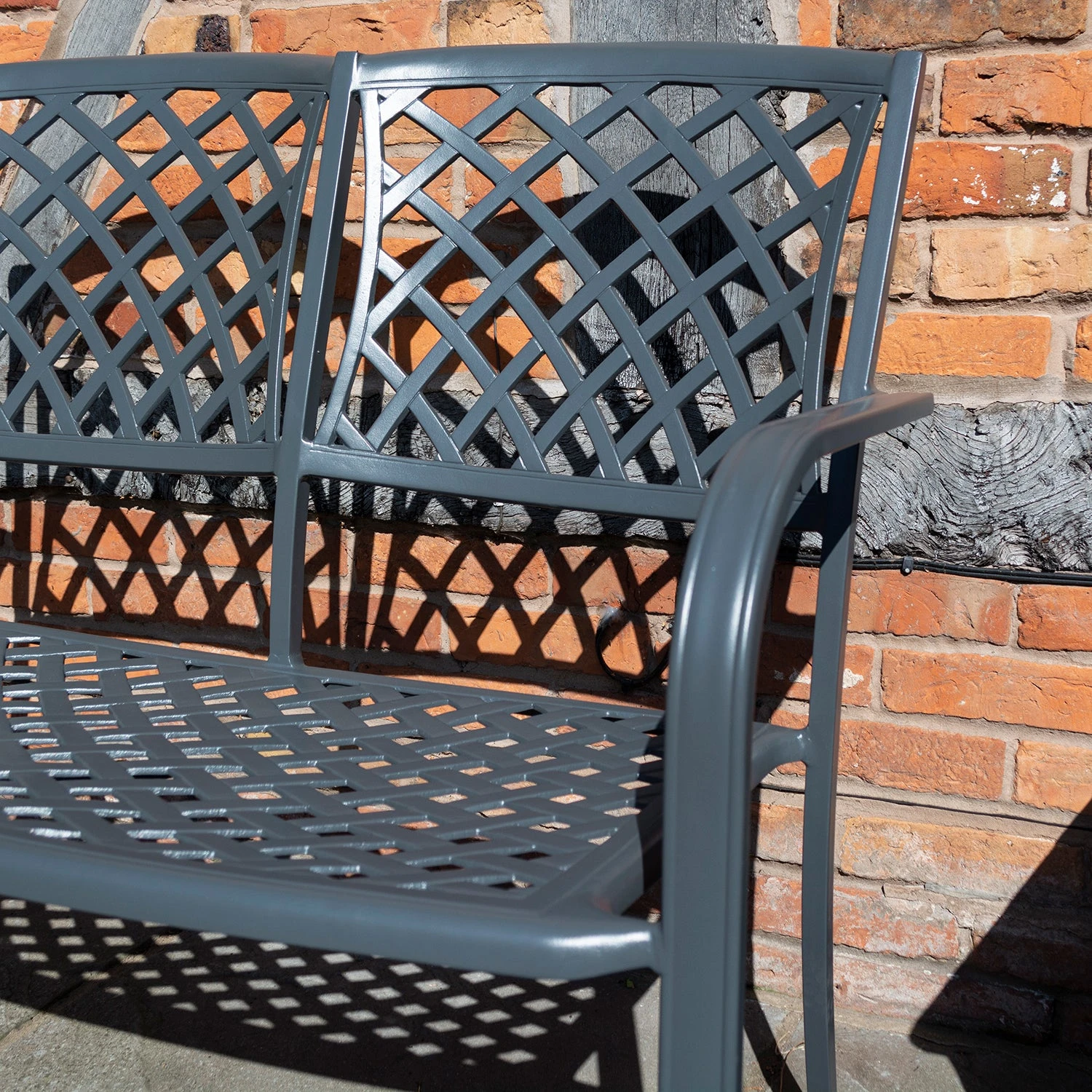 Rowlinson Vienna Aluminium Bench 2 Rowlinson Vienna Aluminium Bench - Image 2