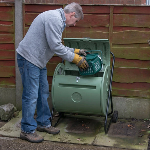 Mantis Mobile Compost Tumbler 3 Mantis Mobile Compost Tumbler - Image 3